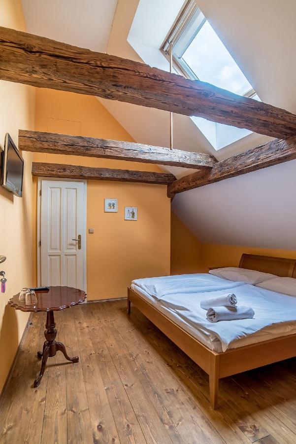 Antonio Residence Skvorec Екстер'єр фото